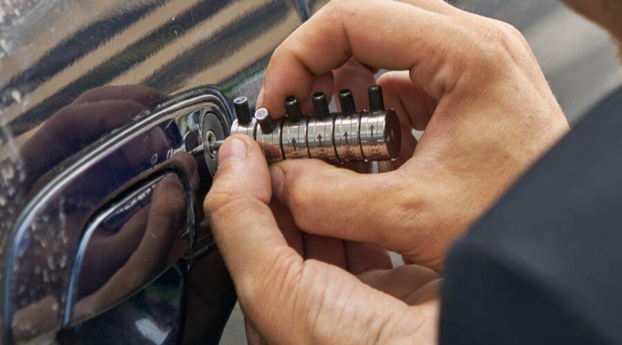 Professional New roof installation in Ferndale, FL